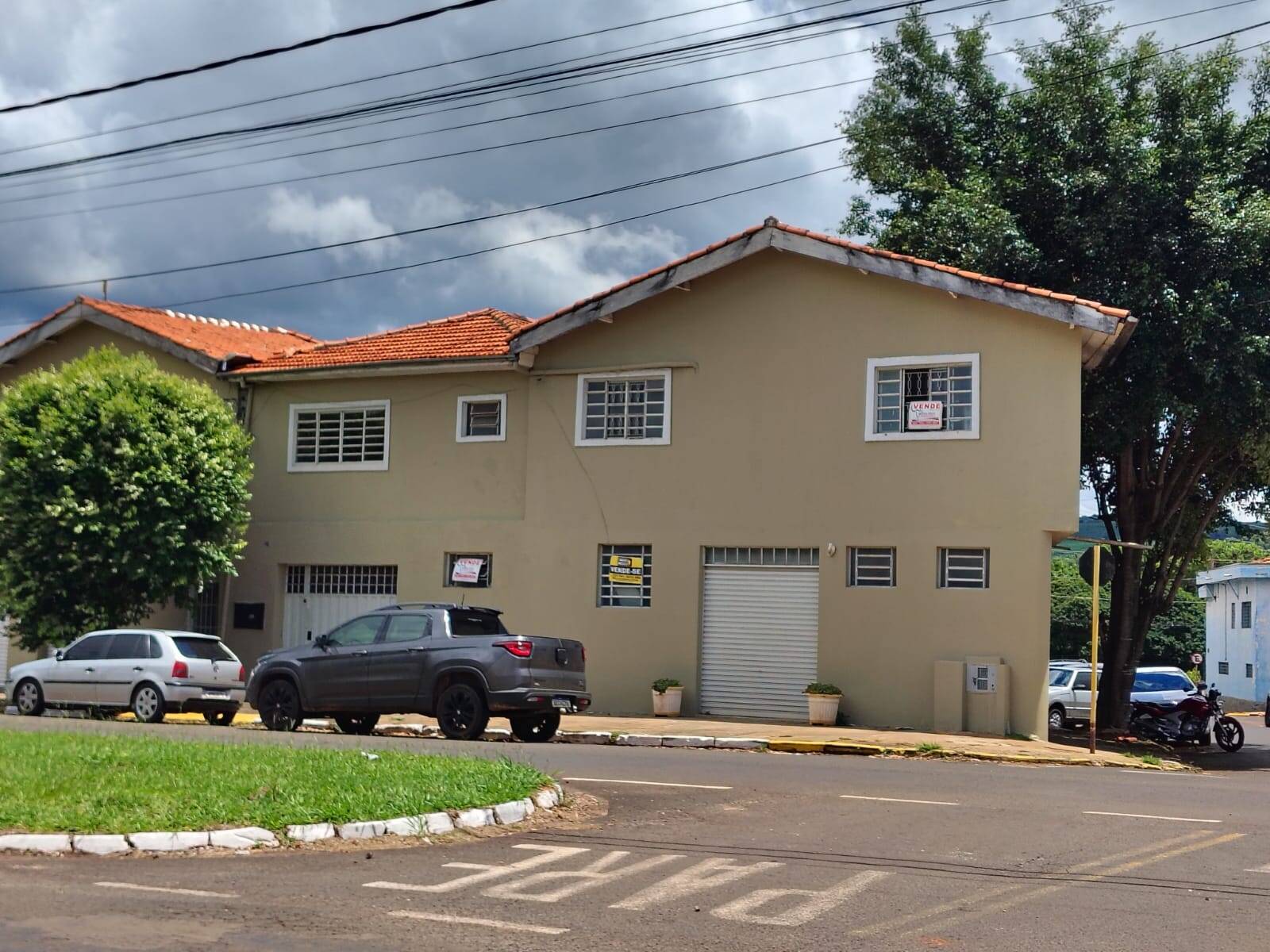 #379 - Sala para Venda em Piraju - SP
