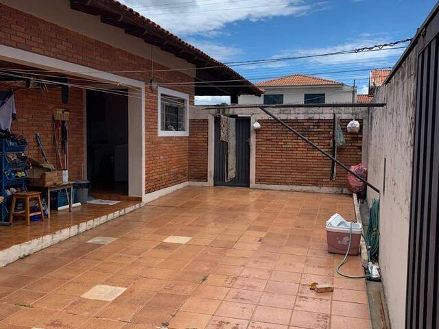 #300 - Casa para Venda em Piraju - SP - 1